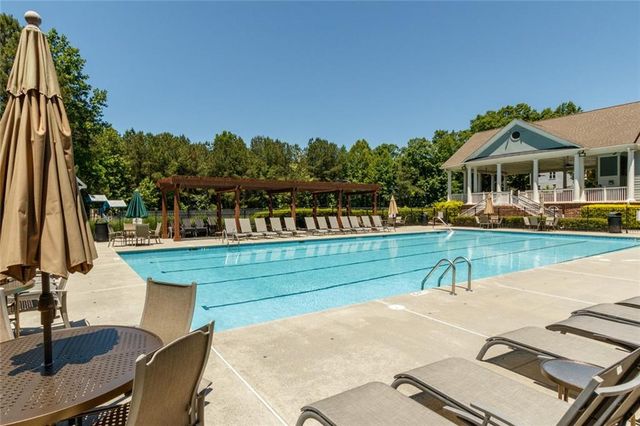 320 Hillside Manor Drive, Sugar Hill, GA 30518