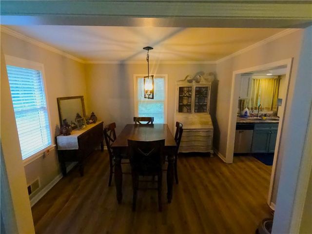 990 Hickory View Court NW, Marietta, GA 30064