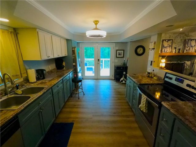990 Hickory View Court NW, Marietta, GA 30064