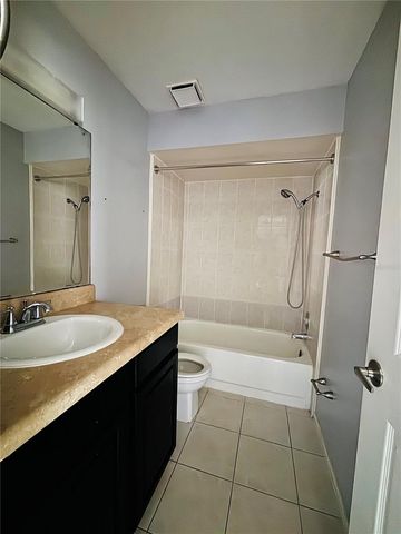 28 LAS PALMAS WAY, Kissimmee, FL 34743