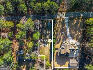 2562 BERMUDA Road, Stone Mountain, GA 30087