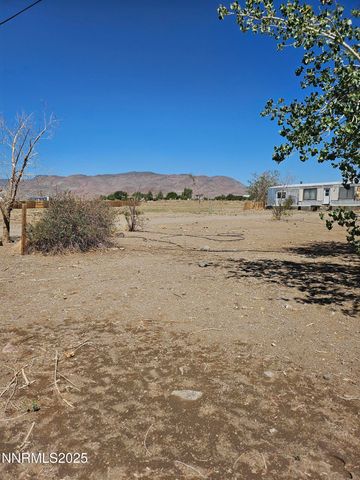 8620 Iroquois Trail, Stagecoach, NV 89429