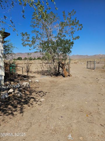 8620 Iroquois Trail, Stagecoach, NV 89429