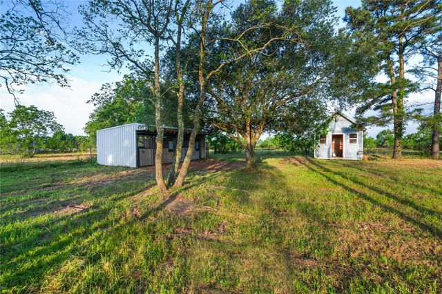 36622 Tompkins Road, Hempstead, TX 77445