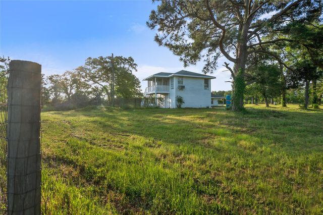 36622 Tompkins Road, Hempstead, TX 77445