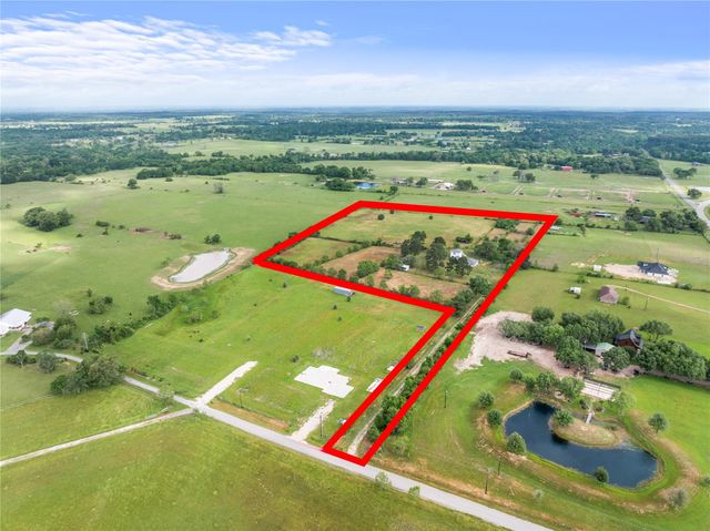 36622 Tompkins Road, Hempstead, TX 77445