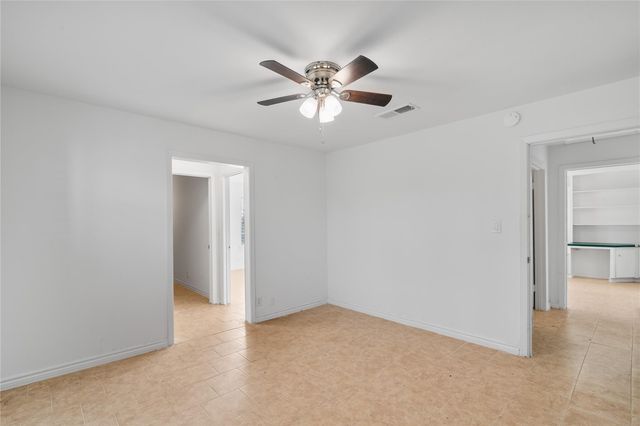 36622 Tompkins Road, Hempstead, TX 77445