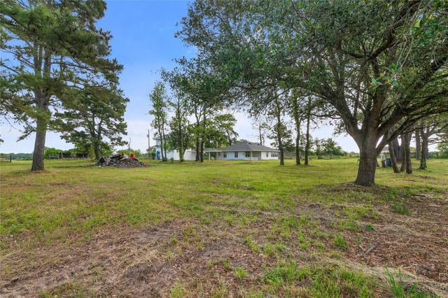 36622 Tompkins Road, Hempstead, TX 77445