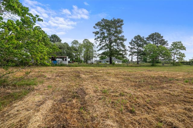 36622 Tompkins Road, Hempstead, TX 77445