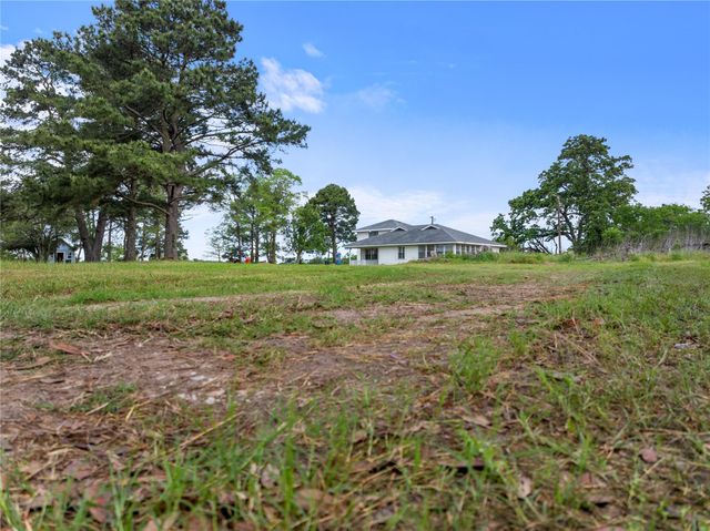 36622 Tompkins Road, Hempstead, TX 77445