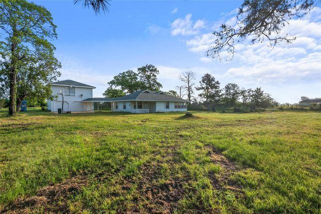 36622 Tompkins Road, Hempstead, TX 77445