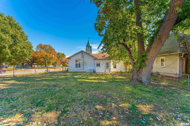 202 S VINE Street, Mt Pulaski, IL 62548