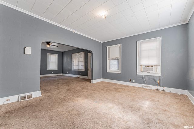 202 S VINE Street, Mt Pulaski, IL 62548