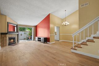 21019 Gresham St. 22, Canoga Park, CA 91304