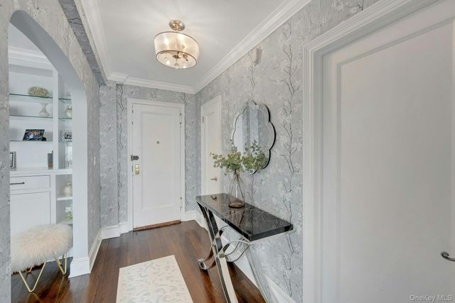 280 Bronxville Road 3W, Bronxville, NY 10708