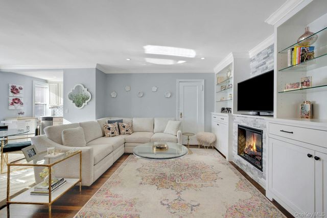 280 Bronxville Road 3W, Bronxville, NY 10708