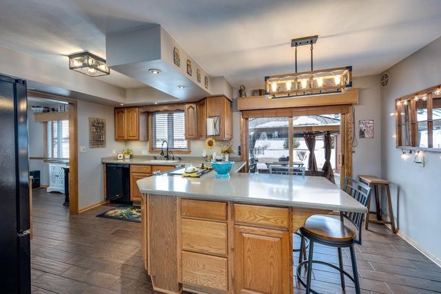 2414 W Avalon Road, Janesville, WI 53546