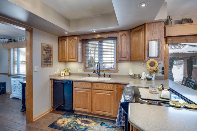 2414 W Avalon Road, Janesville, WI 53546