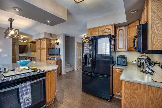 2414 W Avalon Road, Janesville, WI 53546