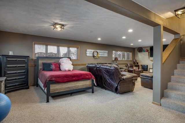 2414 W Avalon Road, Janesville, WI 53546