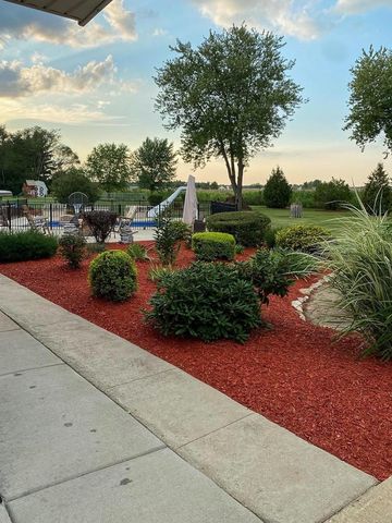 2414 W Avalon Road, Janesville, WI 53546