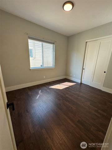 418 20th Avenue, Seattle, WA 98122