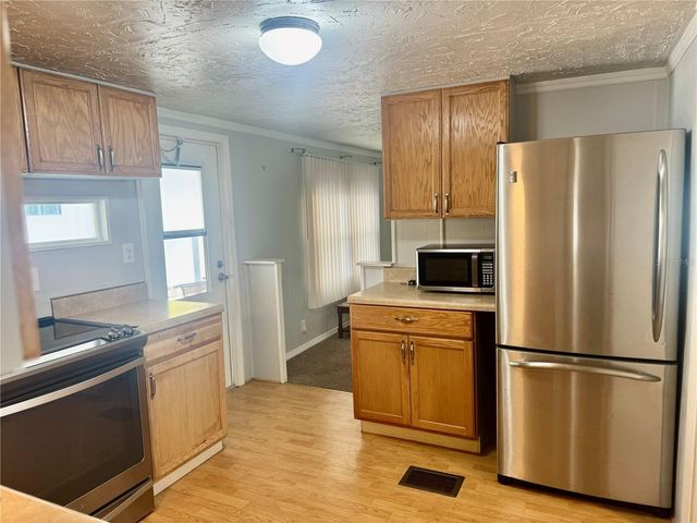 7901 N 40TH AVENUE N 21, St Petersburg, FL 33709