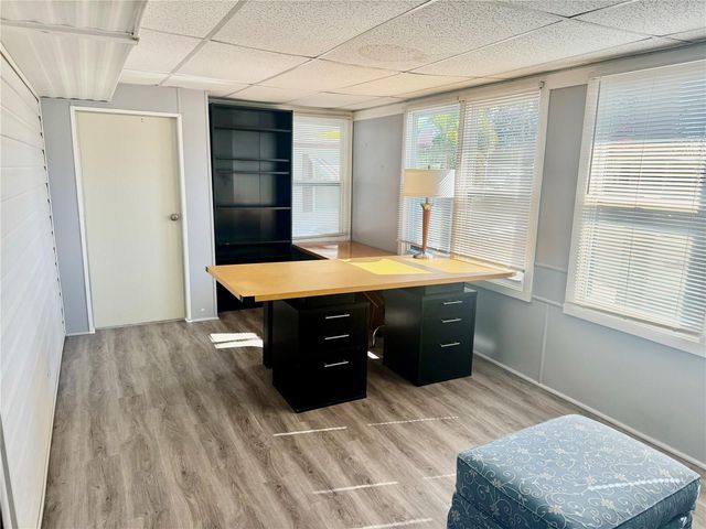 7901 N 40TH AVENUE N 21, St Petersburg, FL 33709