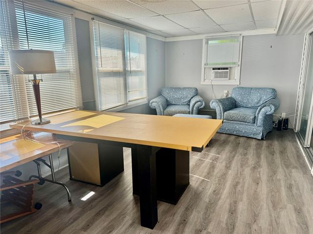 7901 N 40TH AVENUE N 21, St Petersburg, FL 33709