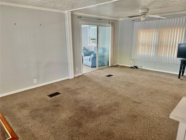 7901 N 40TH AVENUE N 21, St Petersburg, FL 33709