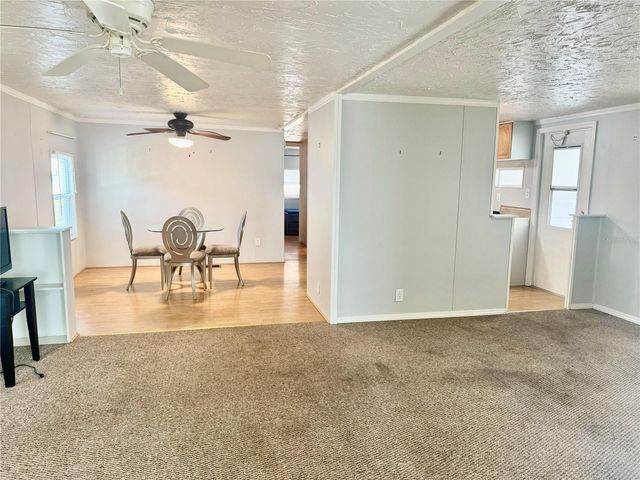 7901 N 40TH AVENUE N 21, St Petersburg, FL 33709