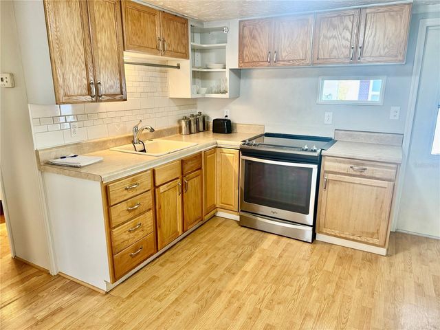 7901 N 40TH AVENUE N 21, St Petersburg, FL 33709