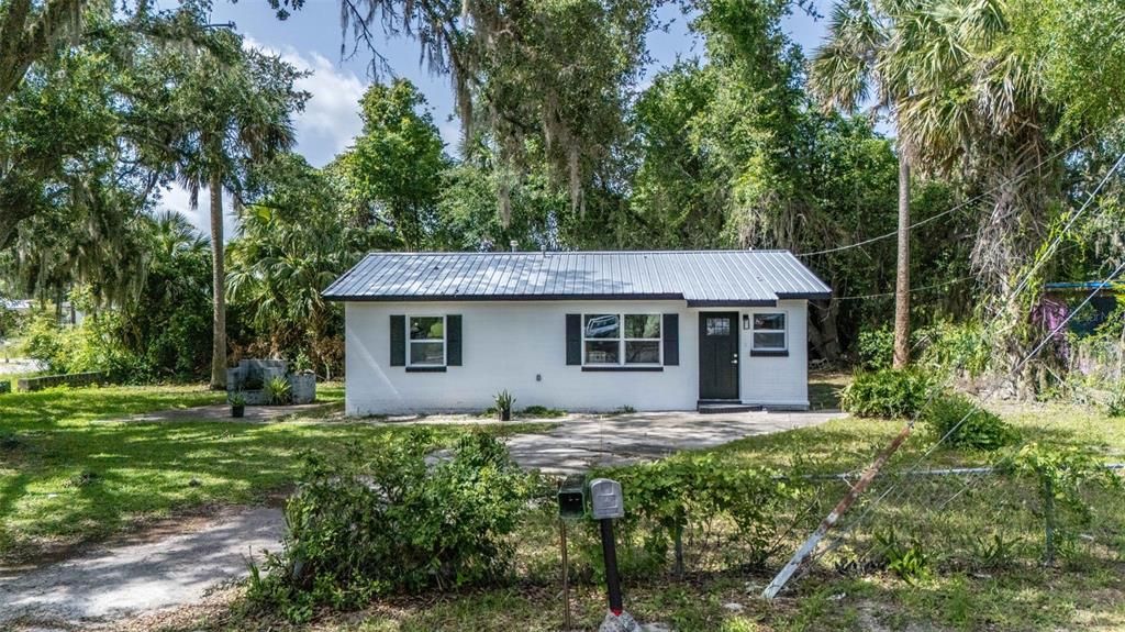 1701 WAPALAW STREET, Palatka, FL 32177