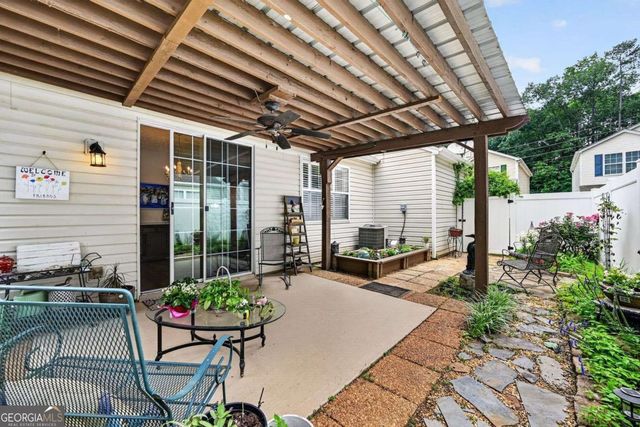 111 W Oaks Court, Woodstock, GA 30188