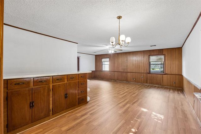 2717 SW 64th Street, Oklahoma City, OK 73159