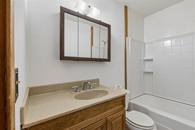 2717 SW 64th Street, Oklahoma City, OK 73159