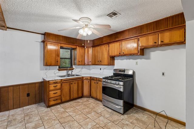 2717 SW 64th Street, Oklahoma City, OK 73159