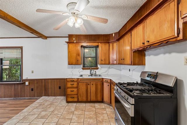 2717 SW 64th Street, Oklahoma City, OK 73159