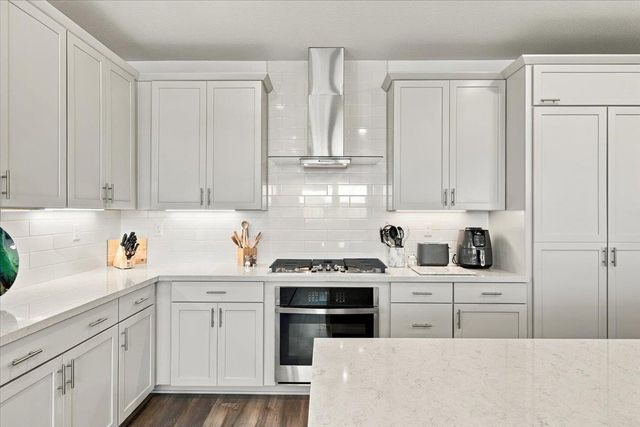 8289 Evans Tree Dr, Roseville, CA 95747
