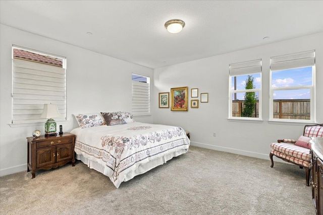 8289 Evans Tree Dr, Roseville, CA 95747