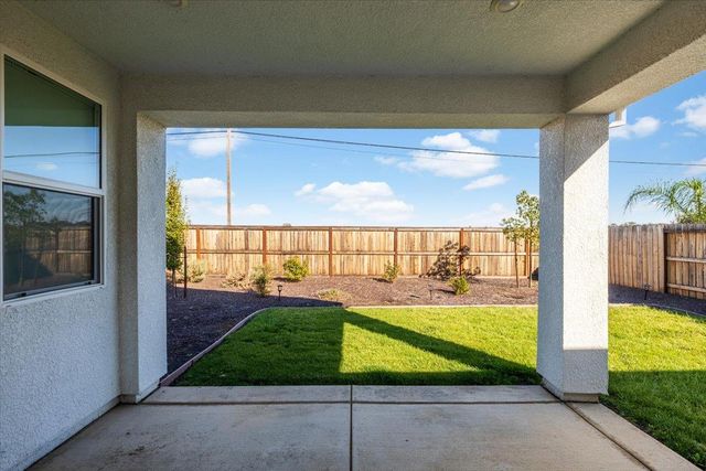 8289 Evans Tree Dr, Roseville, CA 95747
