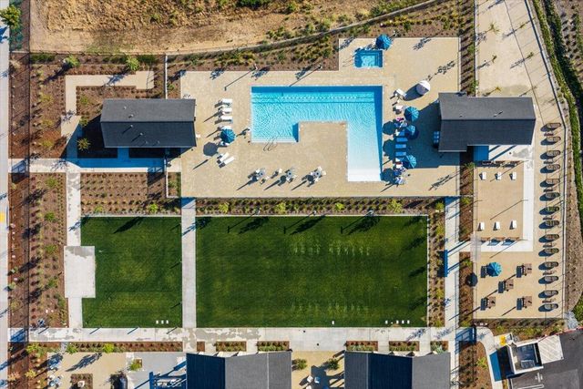 8289 Evans Tree Dr, Roseville, CA 95747