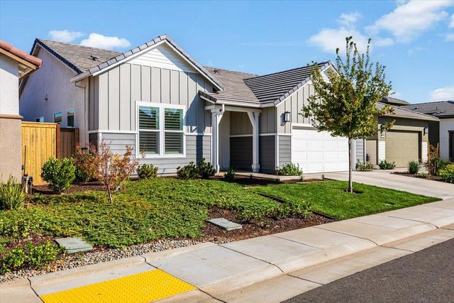 8289 Evans Tree Dr, Roseville, CA 95747