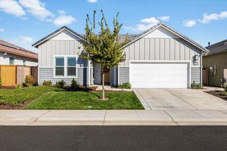 8289 Evans Tree Dr, Roseville, CA 95747