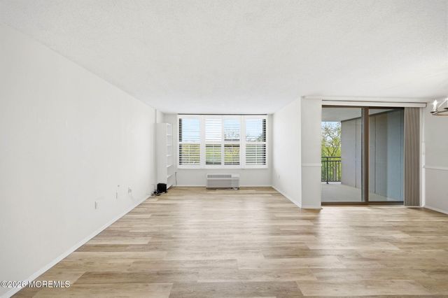 1 Scenic Drive 310, Highlands, NJ 07732