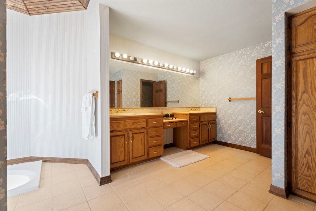 912 Weber Butte Trail, Corvallis, MT 59828 photo 21