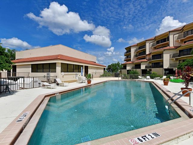 204 3RD STREET W 405, Bradenton, FL 34205