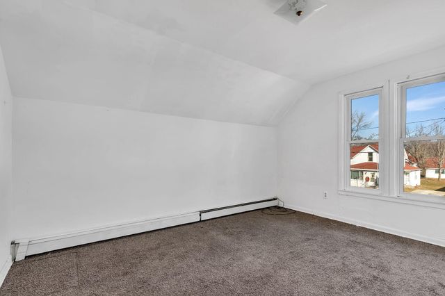 110 1st Street SW, Melrose, MN 56352