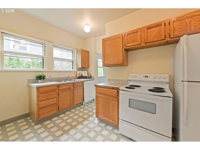 5727 N HAIGHT Ave, Portland, OR 97217