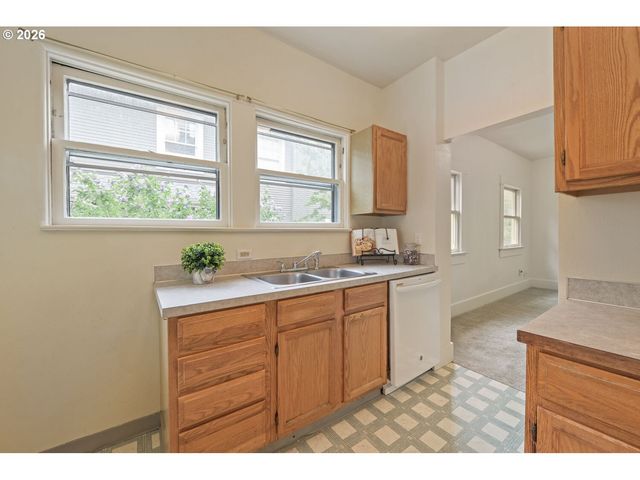 5727 N HAIGHT Ave, Portland, OR 97217